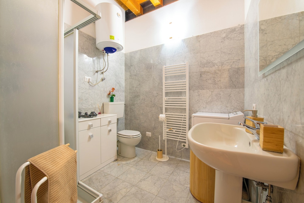 You & Me Corporation Home Verona Centro