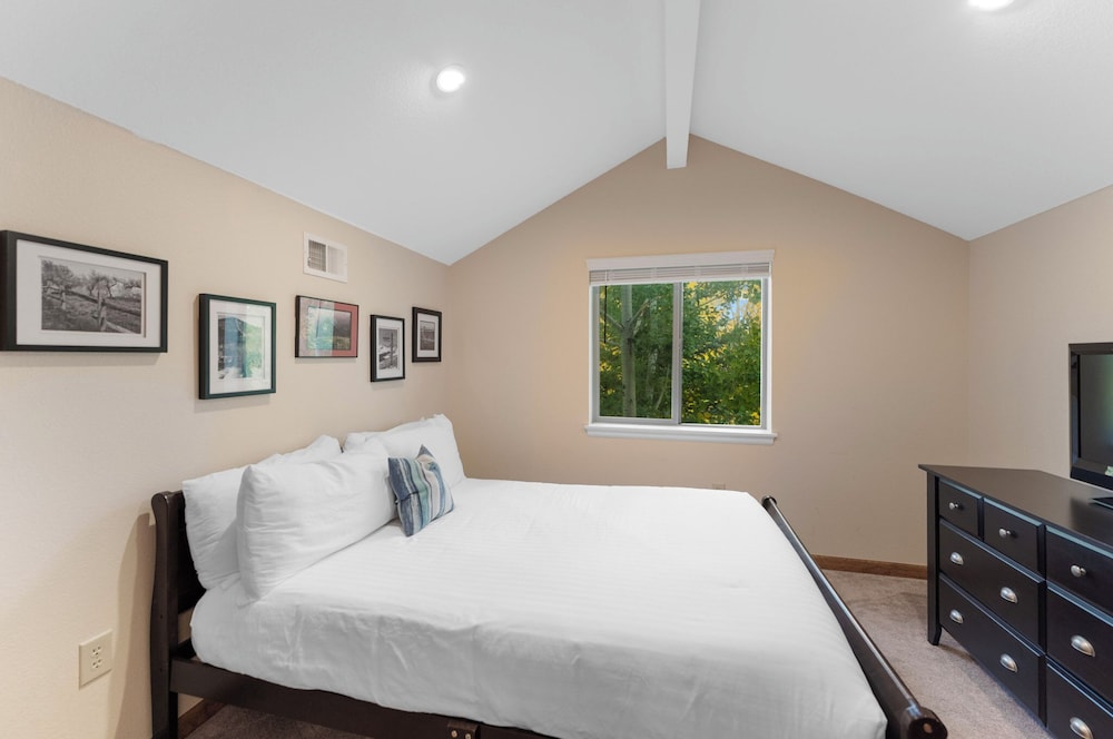 Prospect Point Townhomes #202c