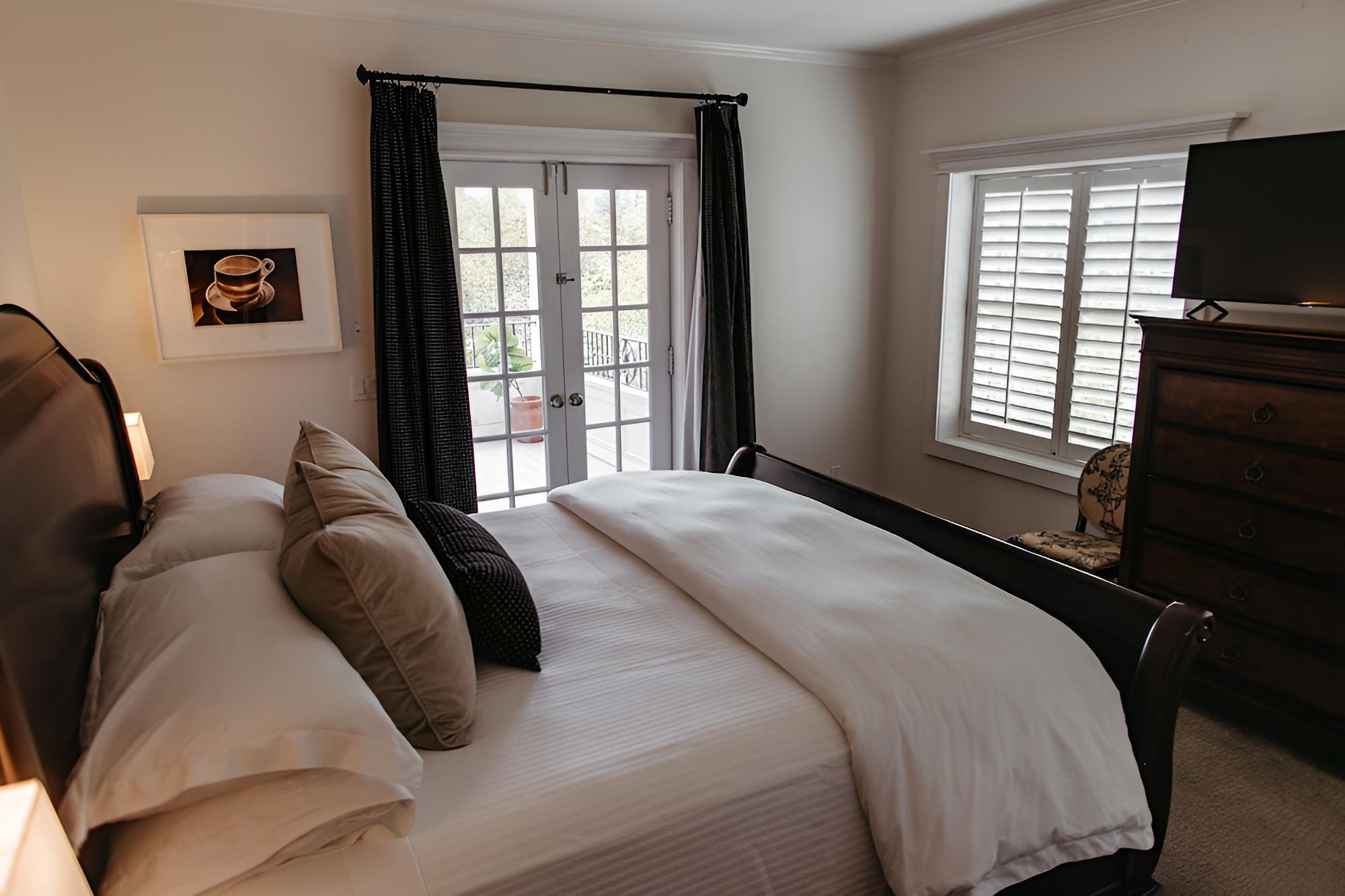 Kansas City Vacations - Oak Street Mansion - Property Image 19