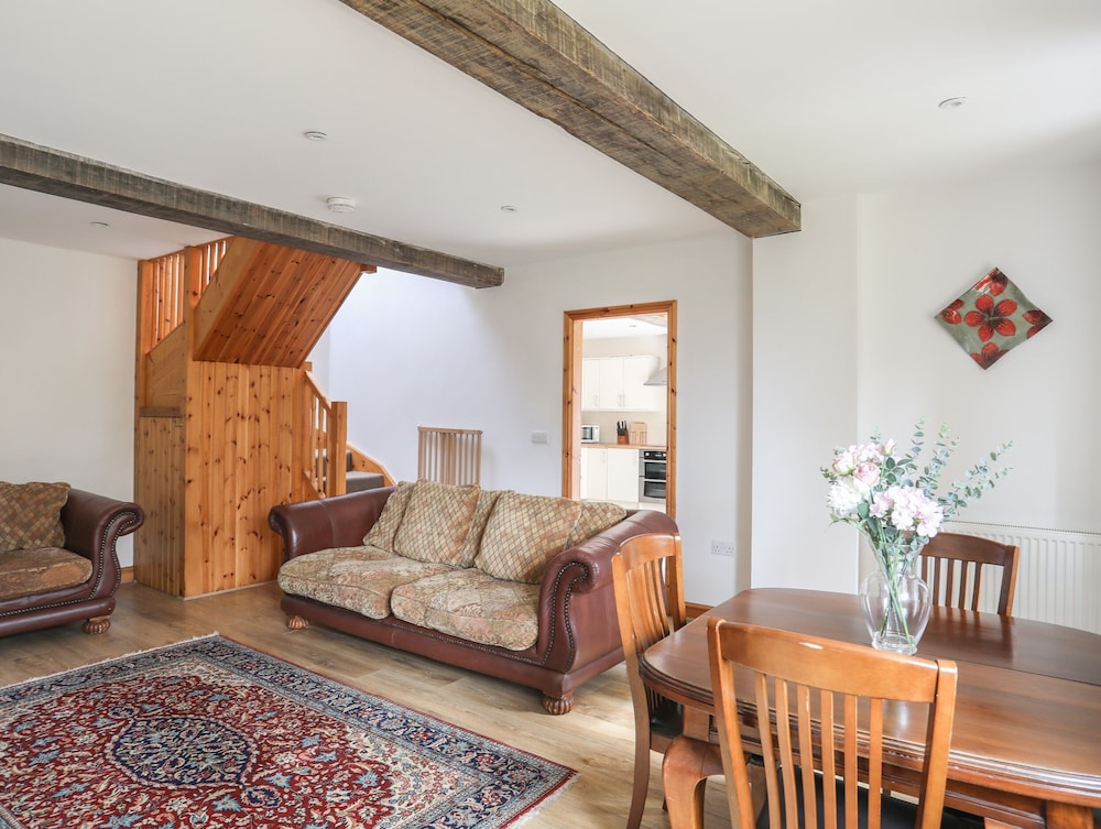 Long Cottage