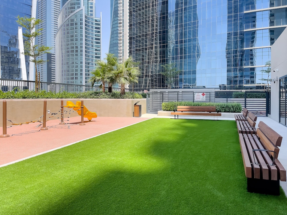 Zada Tower 1BR with Dubai Canal view