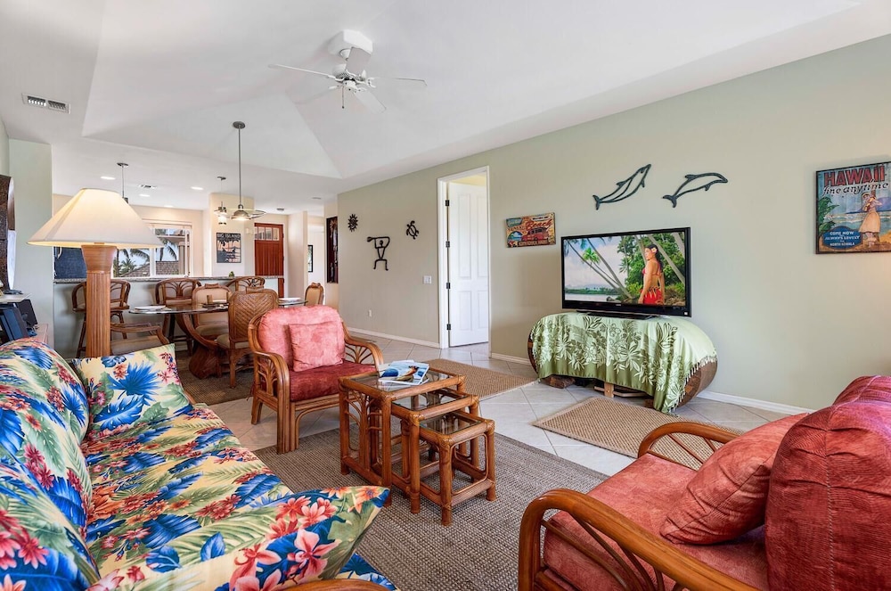 Top Floor - Amazing Golf & Mountain Views - Walk to Restaurants - Vrkcv