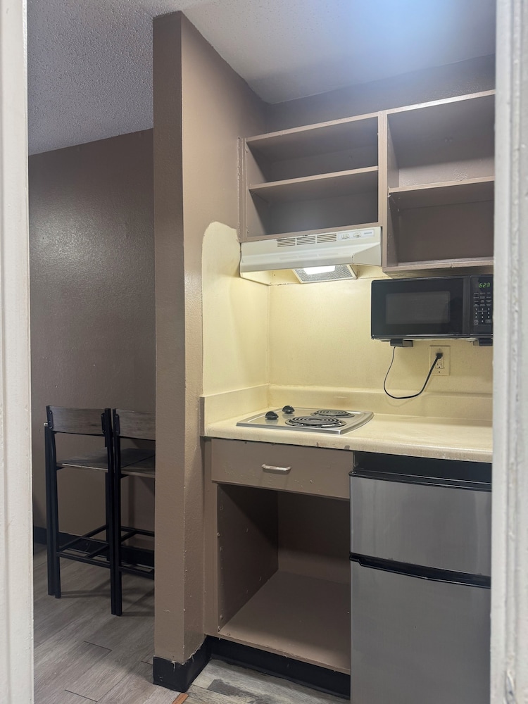 Live In Lodge Extended Stay