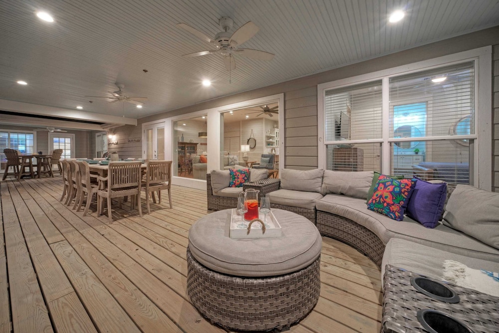 Blue Marlin at Trout Street Balcony w/ Marina Views Walk to Port A Nightlife