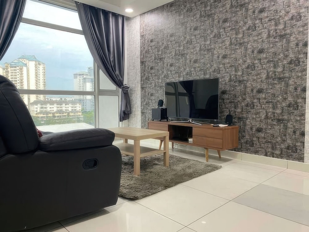 Central Residence - Free Gym Pool