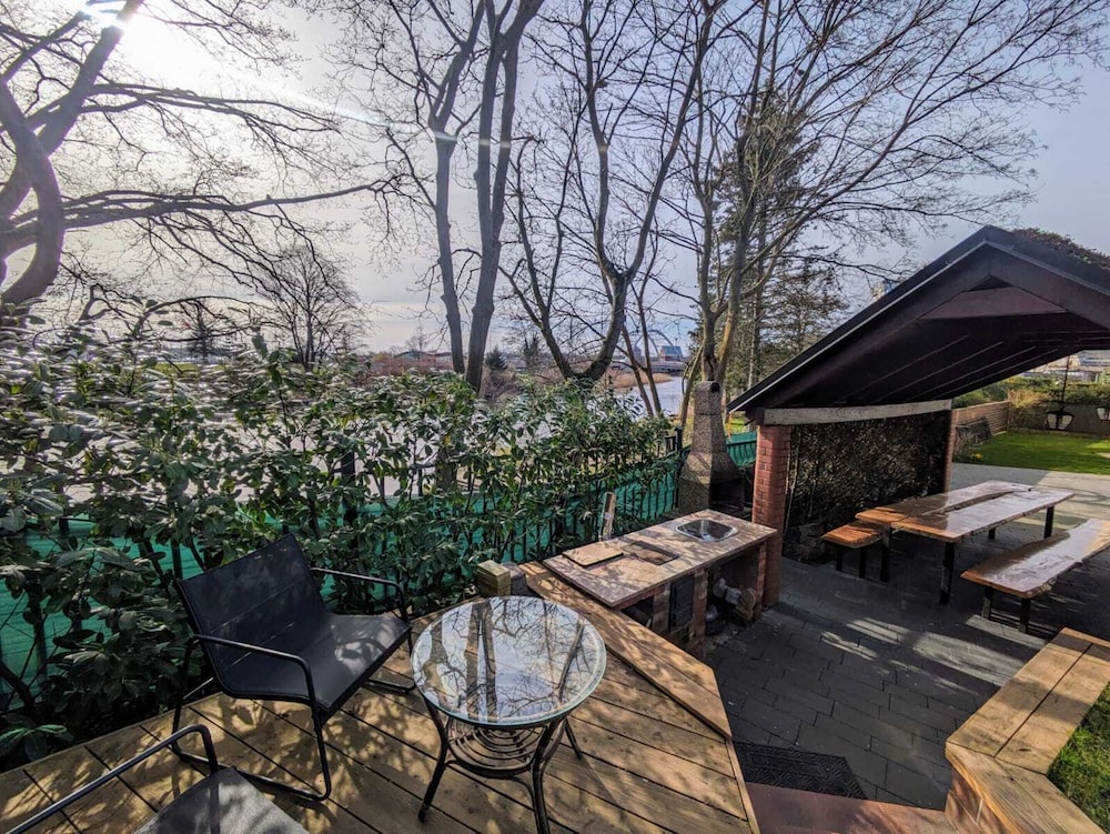 Comfortable Apartment, Sauna Included in the Price