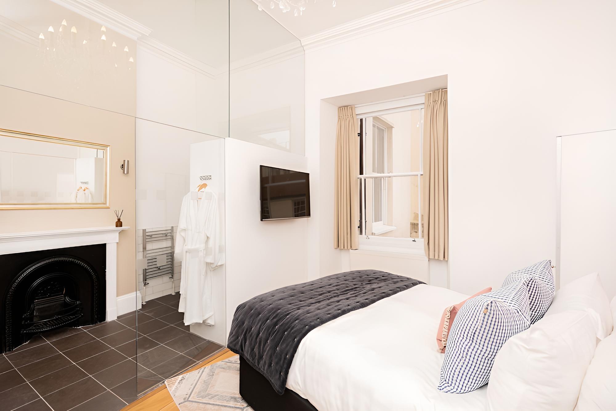 Berkeley Suites