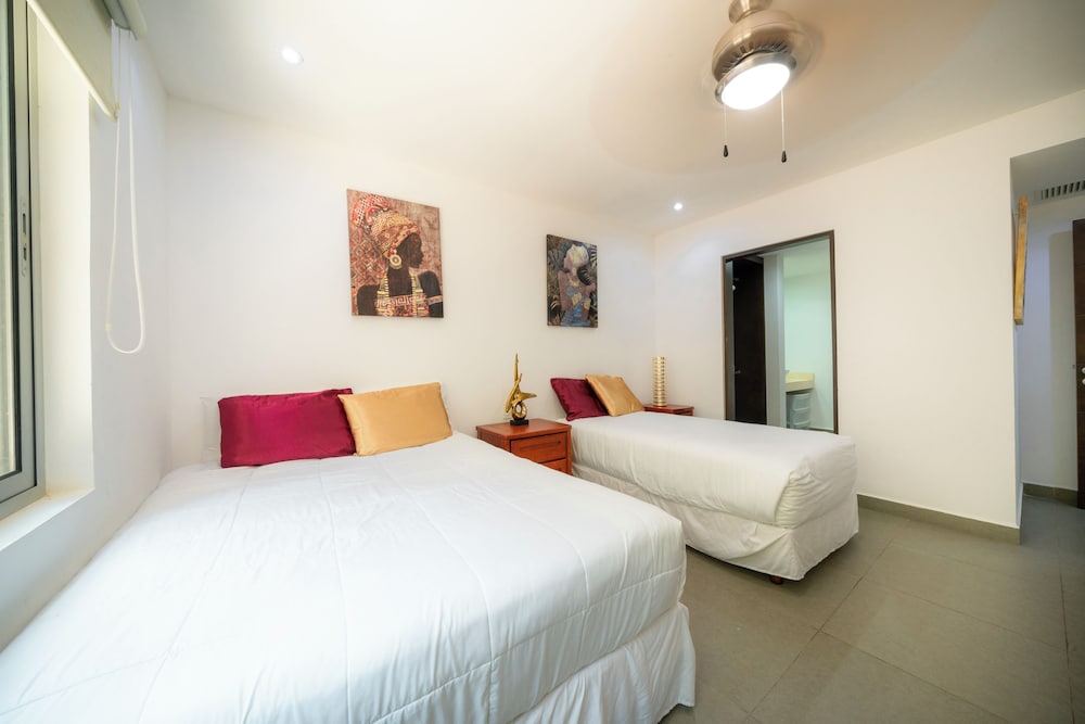 Condo de 3 habitaciones y 4 albercas