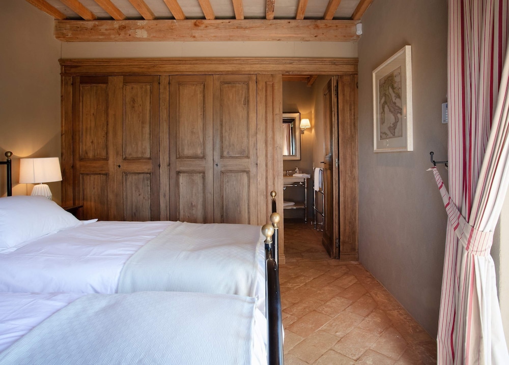 Fattoria Valtellina by Boutique Tuscany