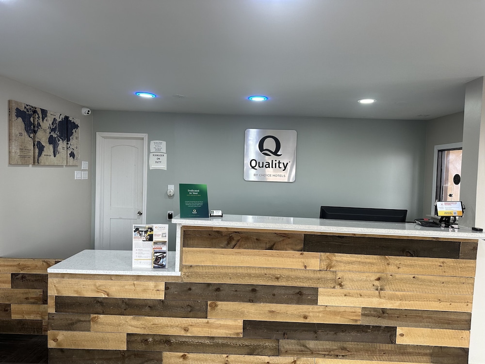 Monroe Vacations - Quality Inn - Property Image 31