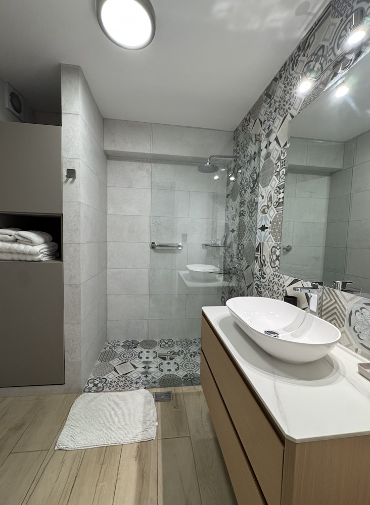 Miraflores 1 Bedroom Executive Apartment