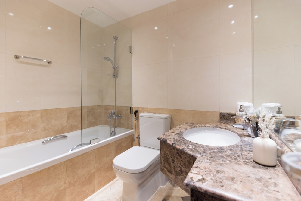 1 br in Dorra Bay - Marina View