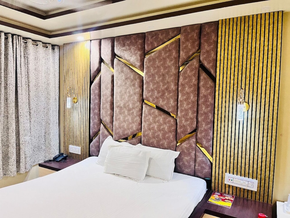 Parth King Resort Tarapith