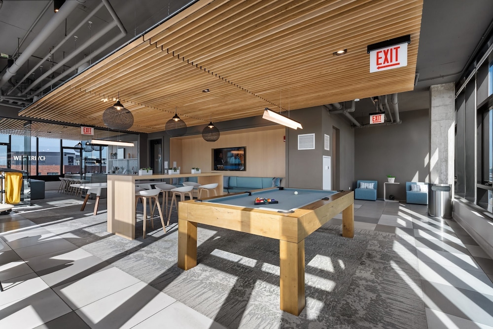 River West 2 Penthouses Skyline Group Comfort