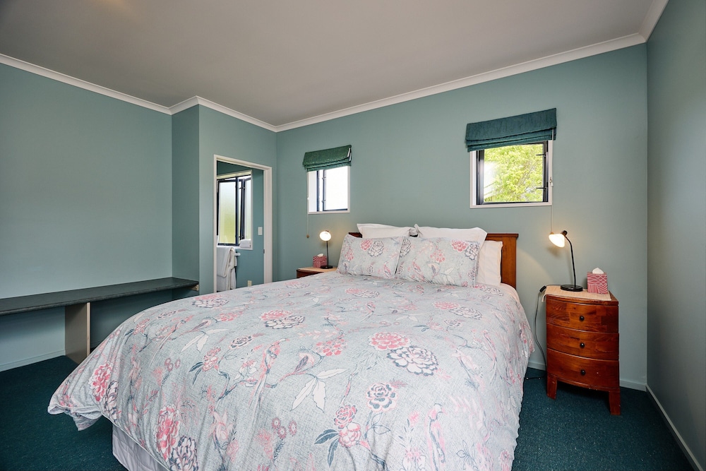 Awatea Country B&B