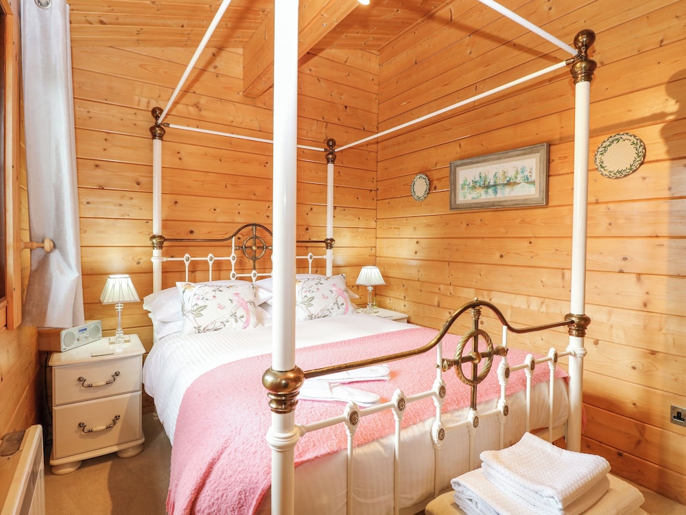 Woodpecker Lodge