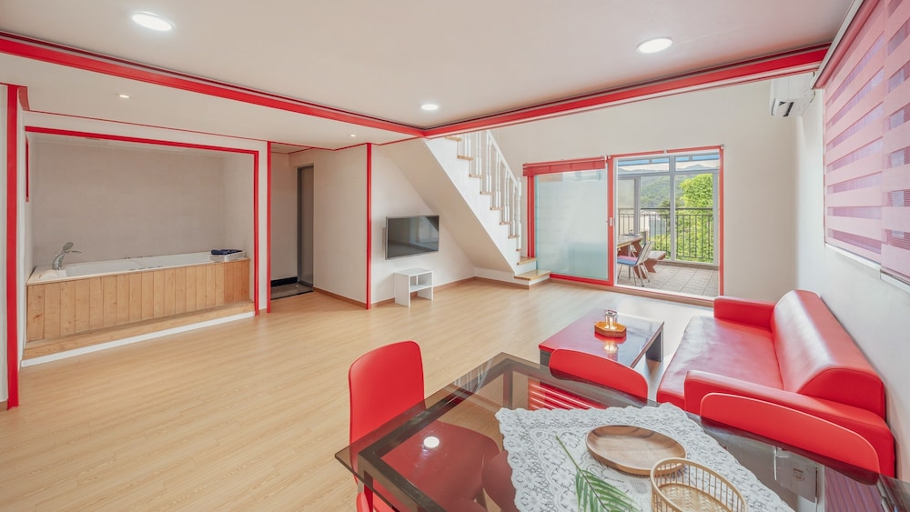 Gapyeong The Hue Spa Pension