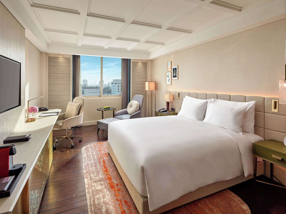 Mövenpick Hotel Hanoi Centre 17
