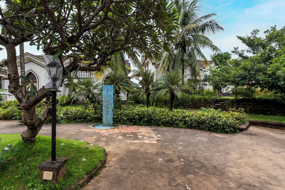 Goan Hideaway - Water