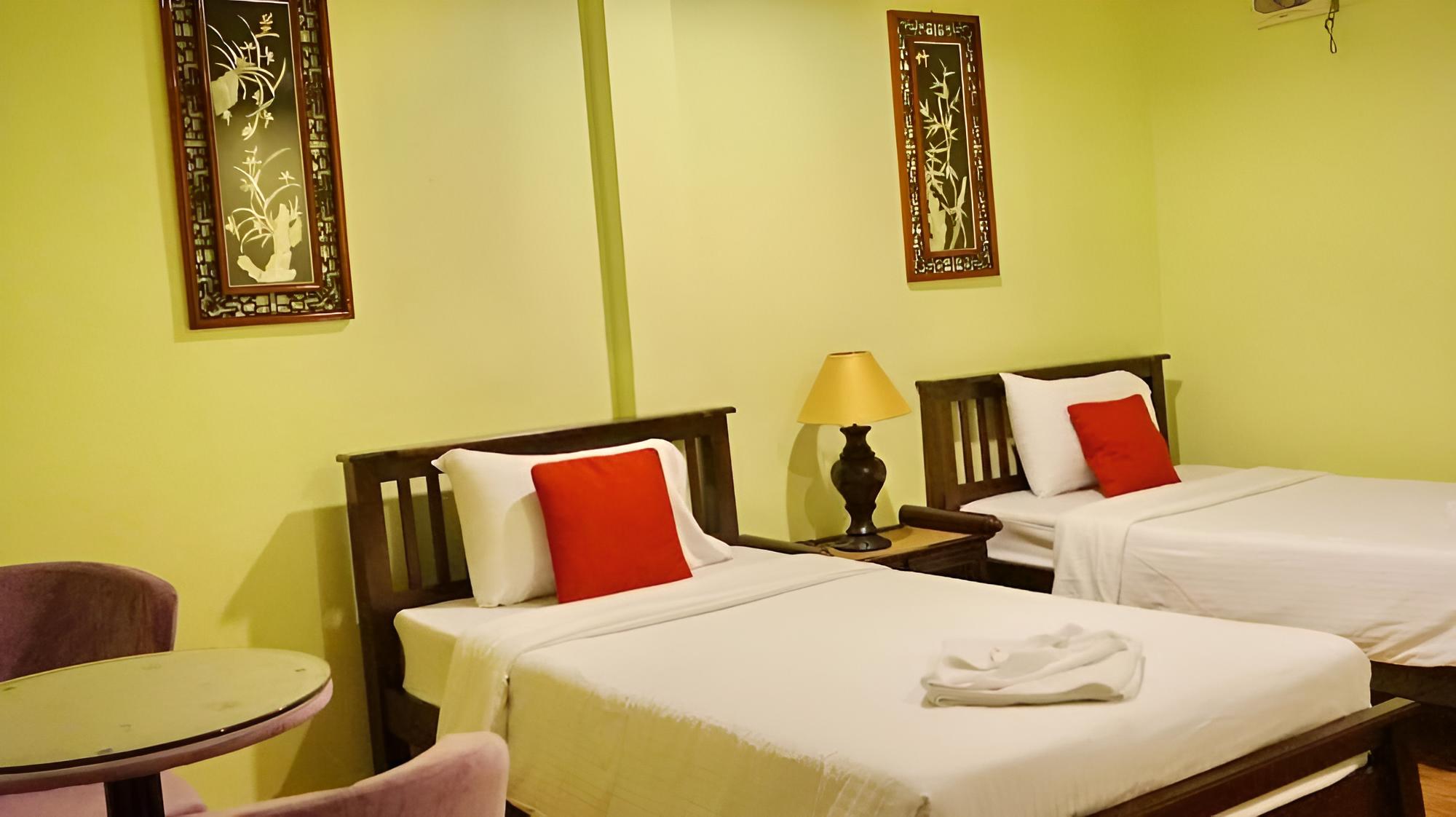 Baan Kluaymai Guesthouse