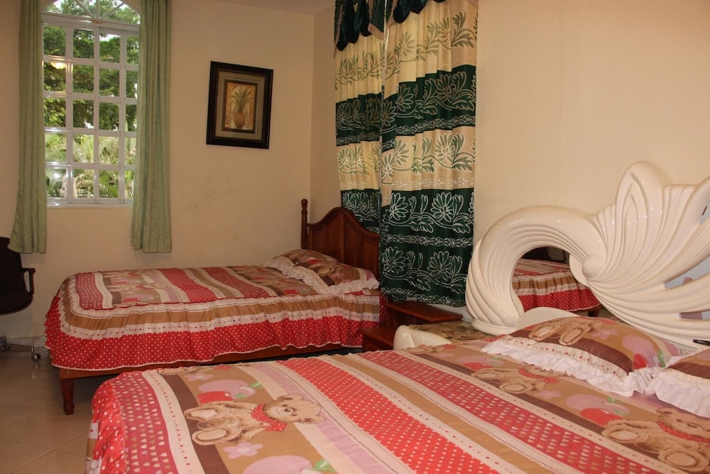 Dumas Villas - Property Image 29