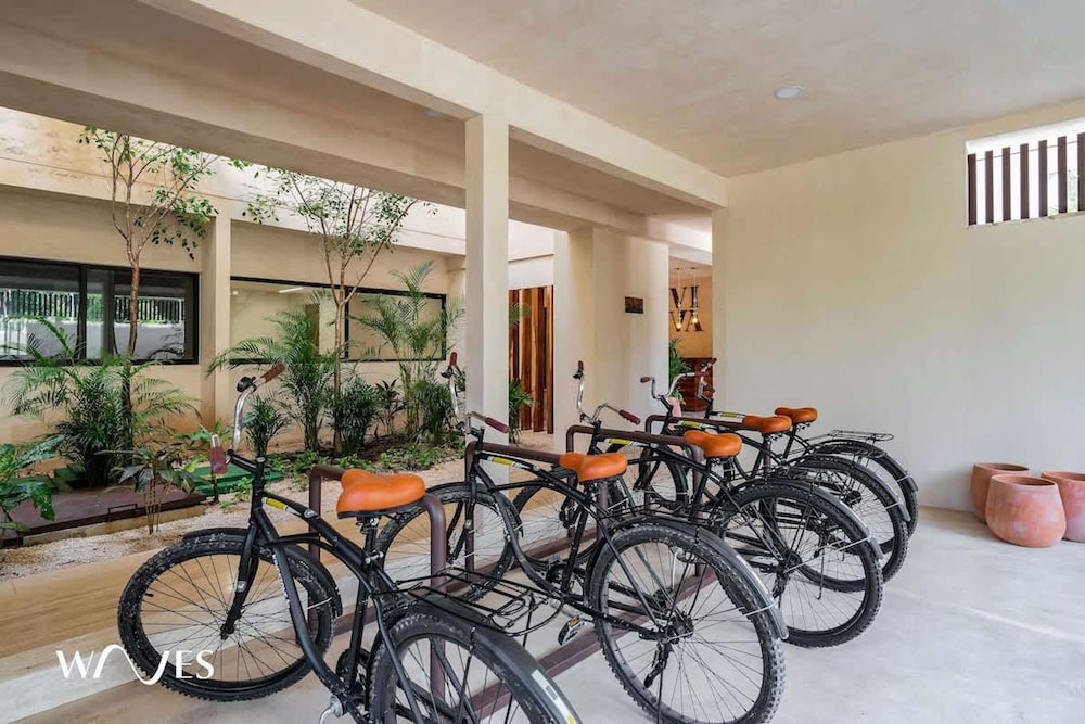 Premium Apartment W Private Pool Garden