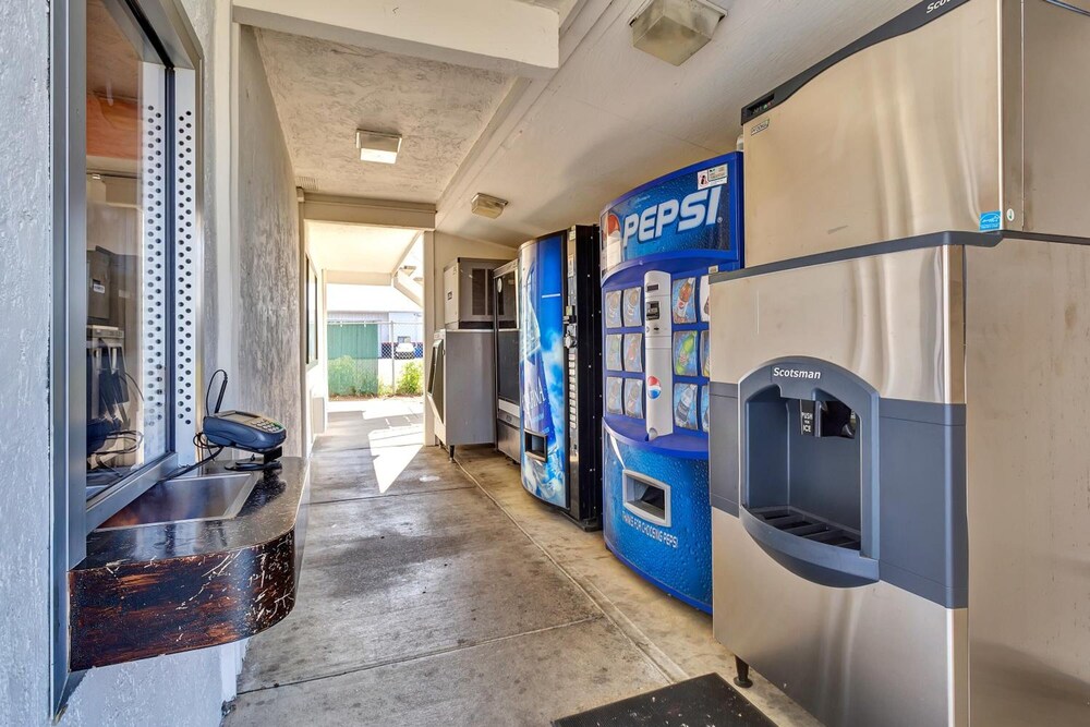Motel 6 Vallejo, CA - Six Flags West