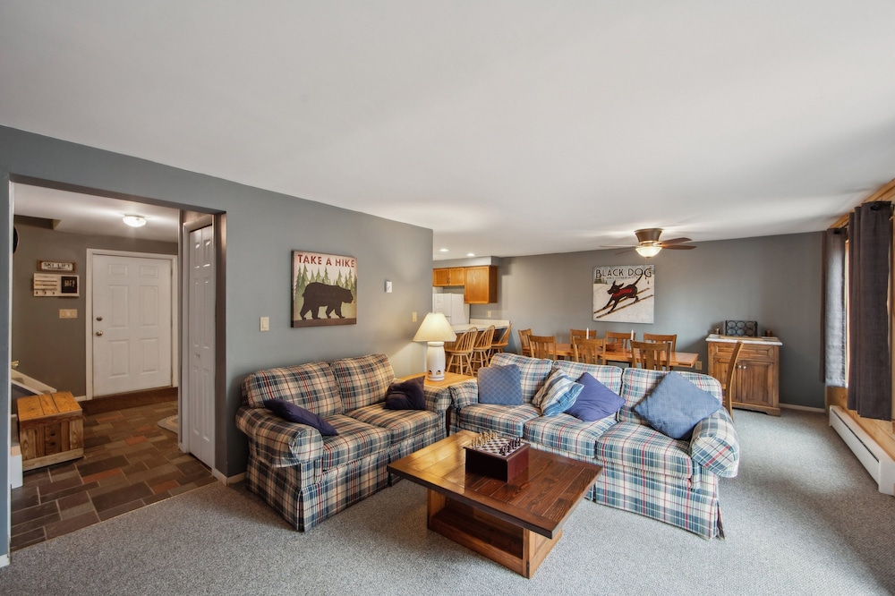 Cloud 50g - The Ultimate Adirondack Experience 3 Bedroom Townhouse by The Summit at Gore Mountain
