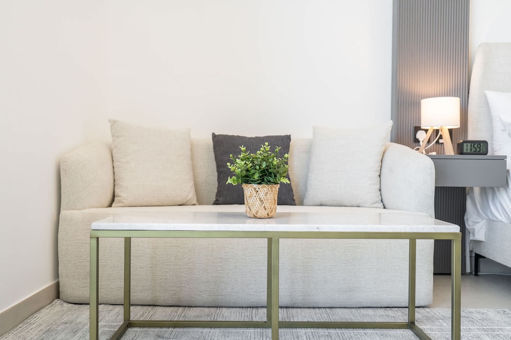 A Prime Studio That Sleeps 2 in Jebel Ali