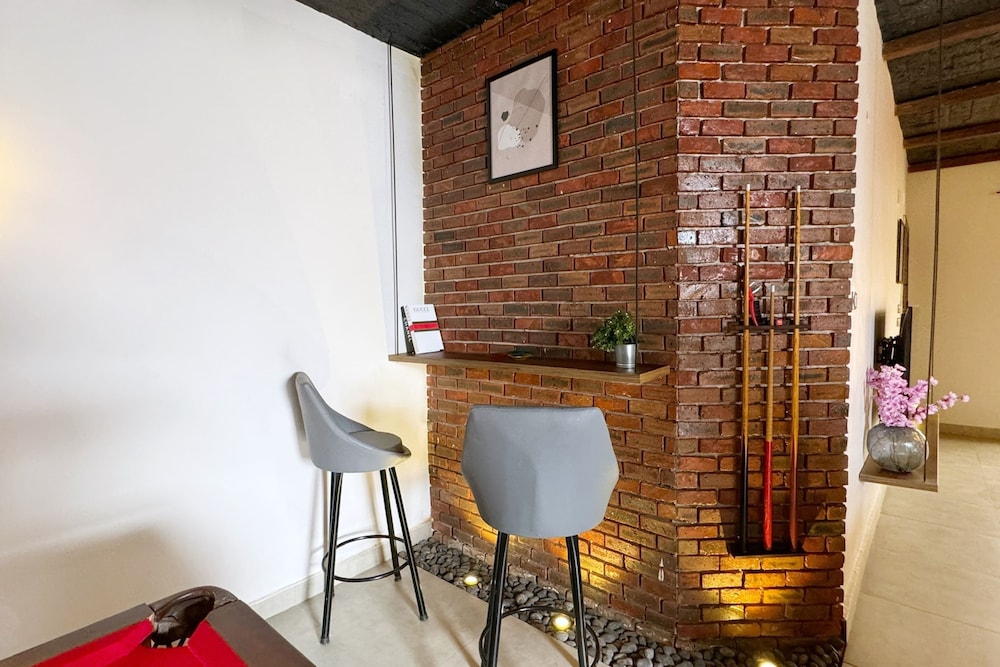 The Built-up 2 BDR Condo 15 min to CAI Airpt