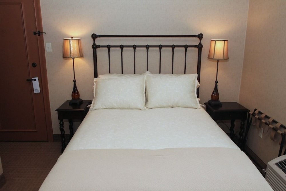 The Beaumont Inn