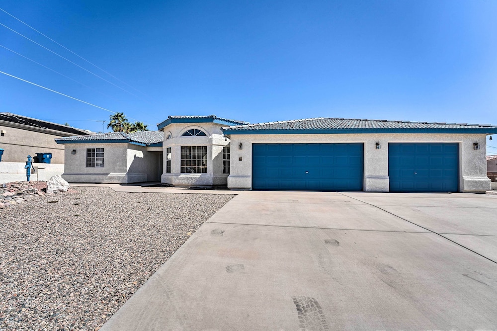 Private Pool & Patio: Lake Havasu City Retreat