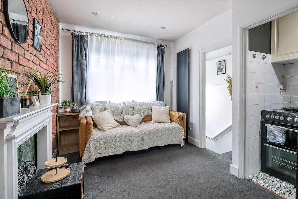 Cosy Mews Flat Near Little Venice