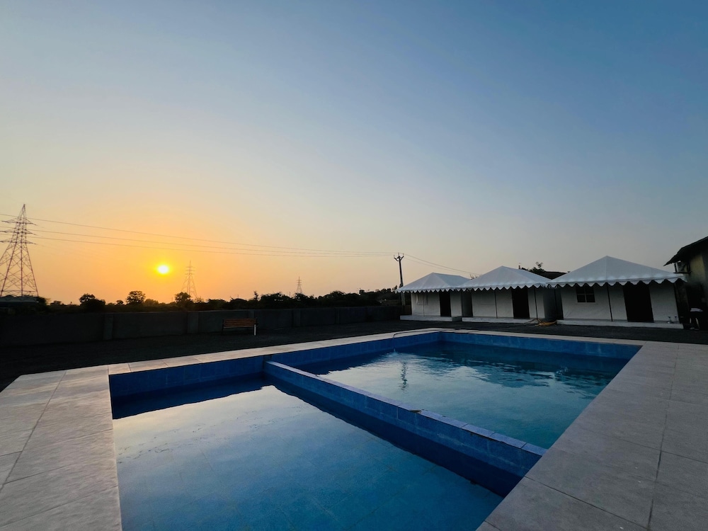 Unity Sunrise Resort Best Hotel Near Statue of Unity