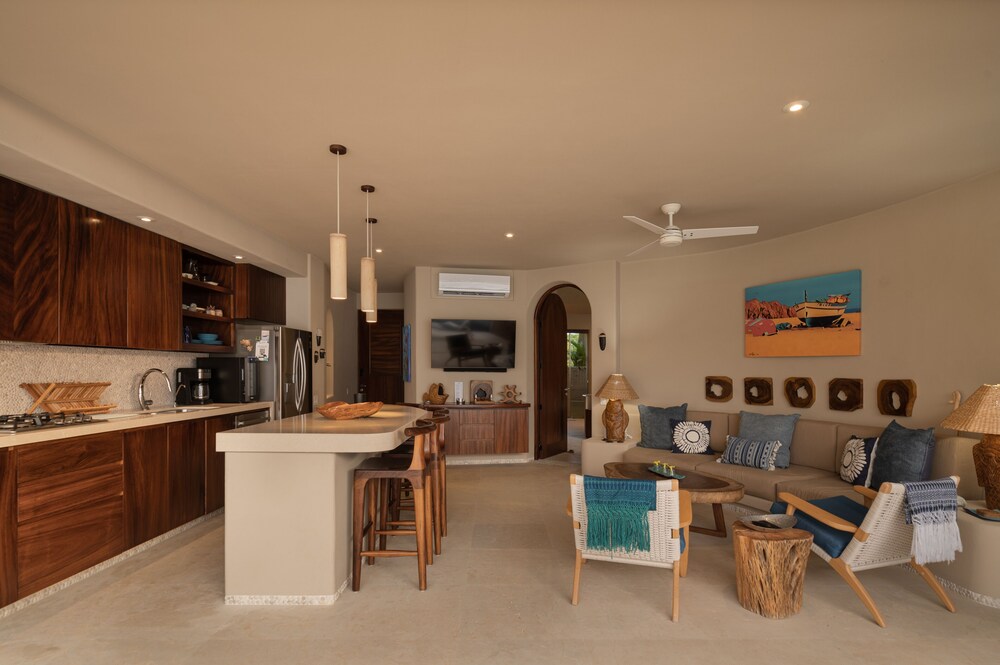 Punta Majahua Condos