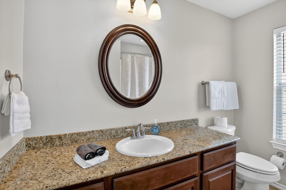 Game Day Getaway Near Texas A&m 4 Bedroom Home