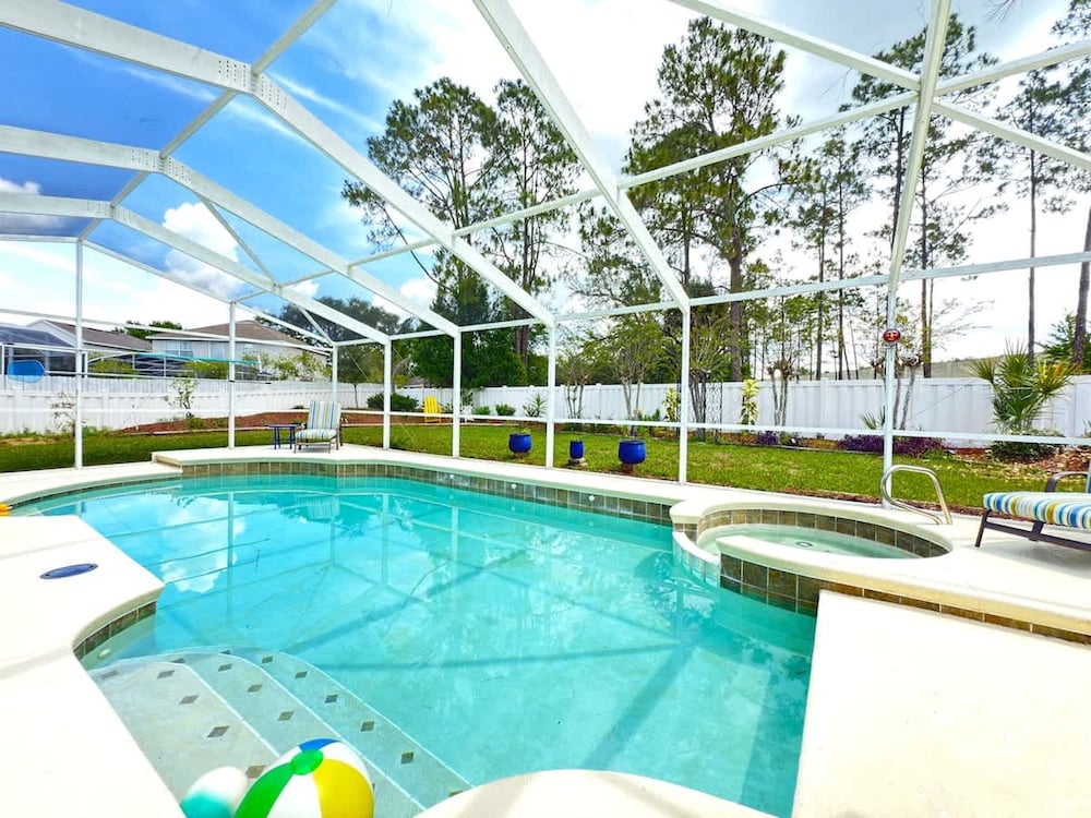Near Disney Villa 3 bd Private Pool
