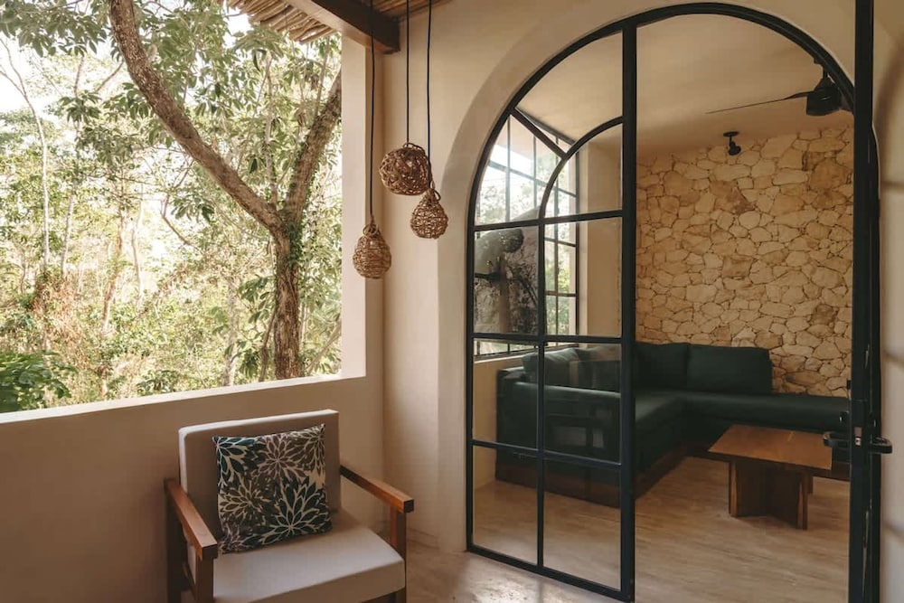 Boutique Condo w Private Pool in La Veleta