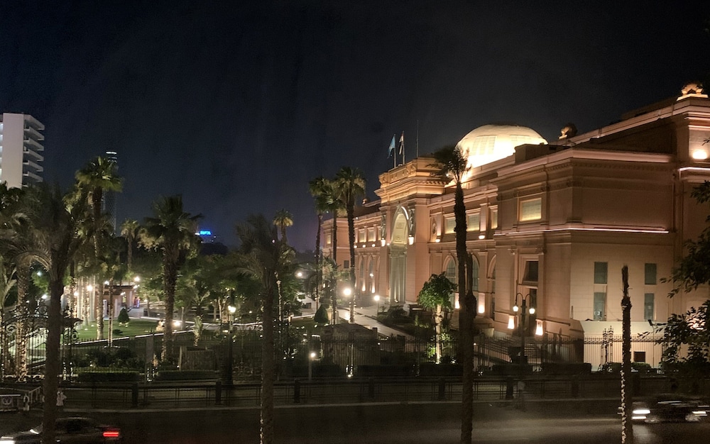 Museum Plaza