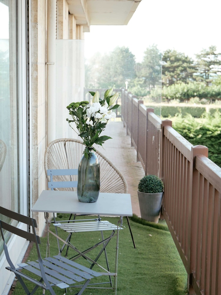 Deauville Plage - Balcon Vue Mer Ville Pied