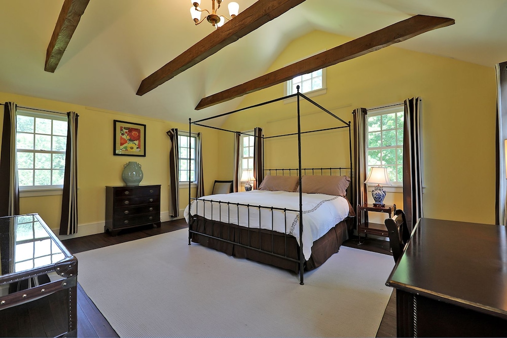 Jacob's Tanglewood Ranch view 3