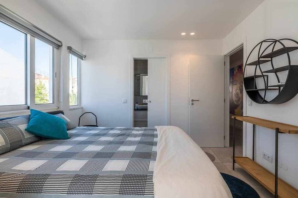 Central Town 2-bedroom Luxury Apartment Albufeira