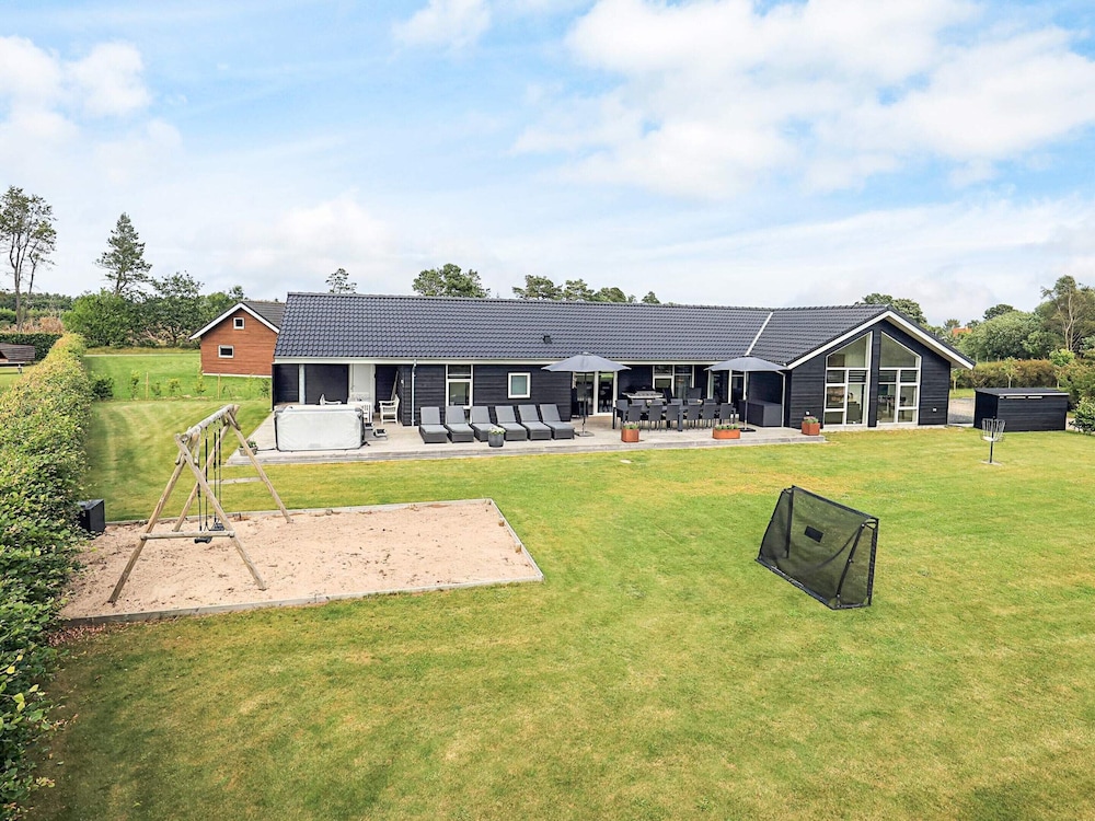 5 Star Holiday Home in Hadsund