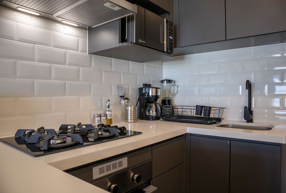 w Stylish 2BR in San Isidro