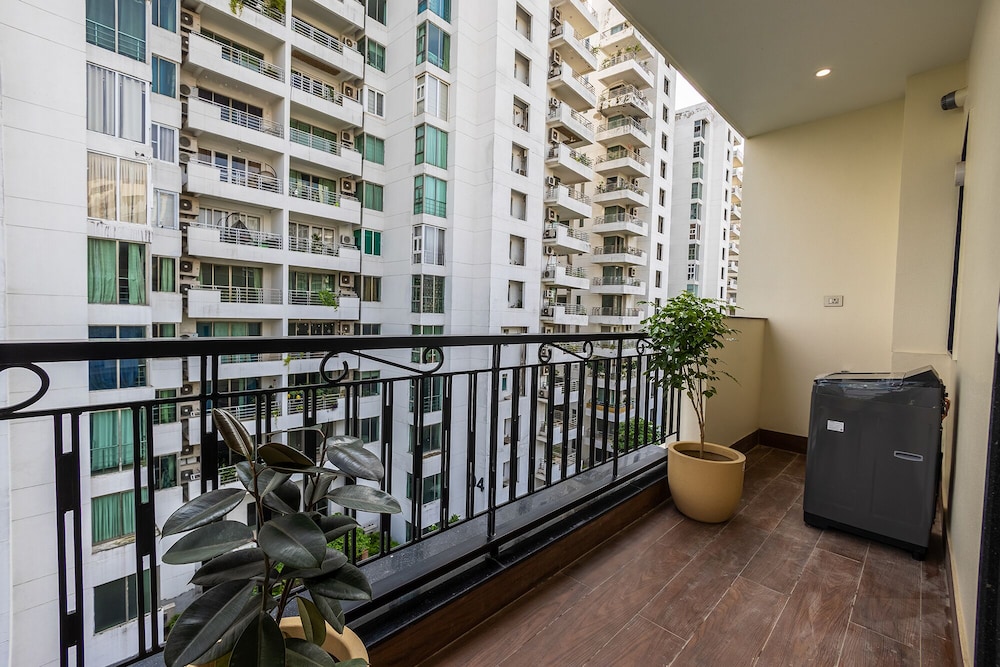 FabHotel Exotica Avenue Apartments