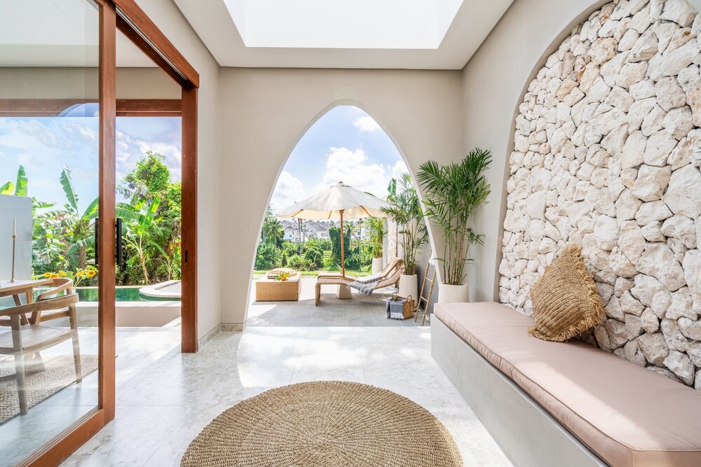 Villa Bayu by Alfred in Bali - Cozy 2BR Villa w Stunning Ricefield View