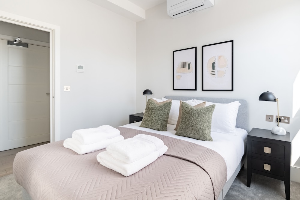 South Kensington Apartments