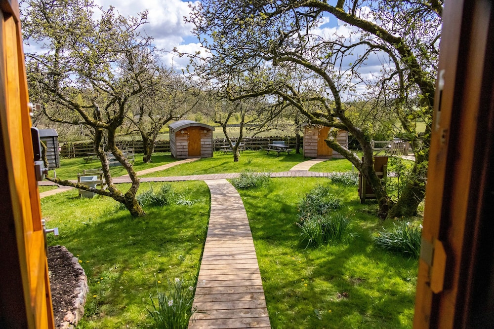 Orchard Hideaways