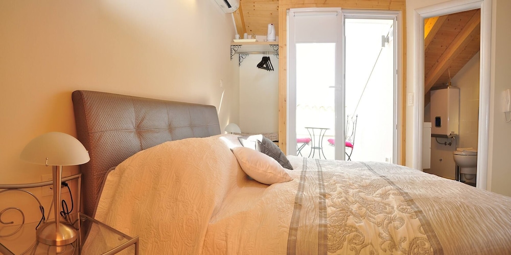 Room-room With the City and sea View