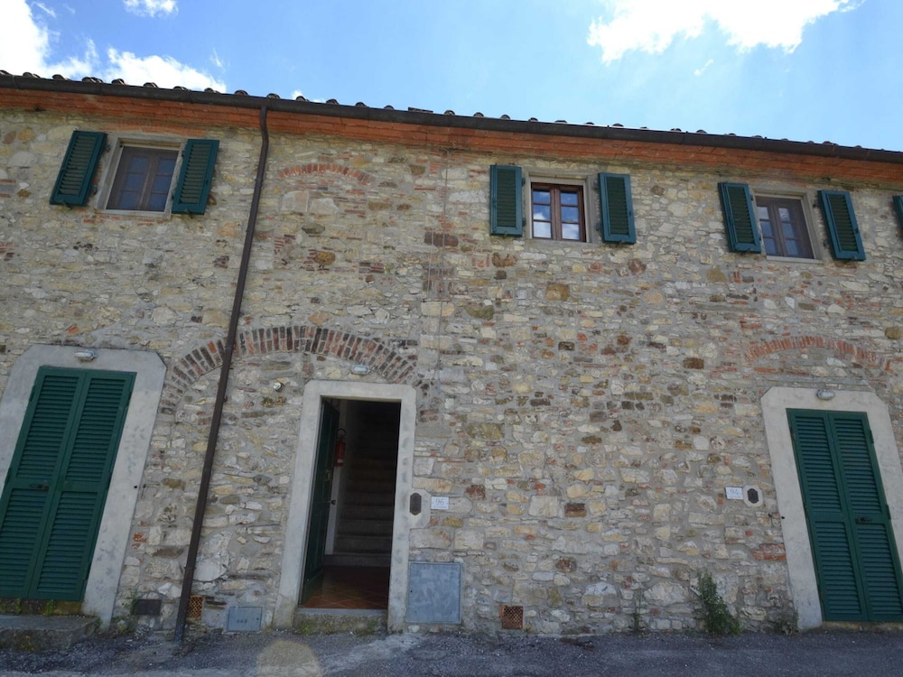Farmhouse Abode With Pool and Tuscan Charm, photo 25